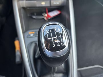 Car image 31