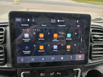 Car image 41