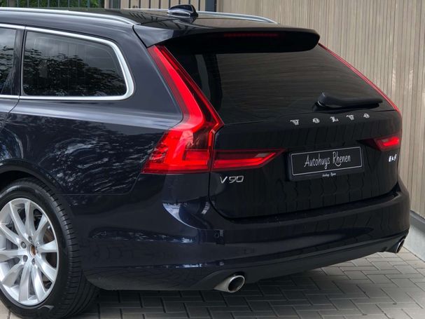 Volvo V90 D4 AWD Momentum 140 kW image number 8