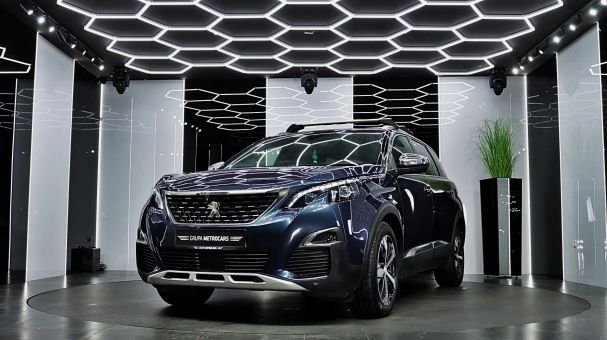 Peugeot 5008 BlueHDi EAT8 GT 133 kW image number 5