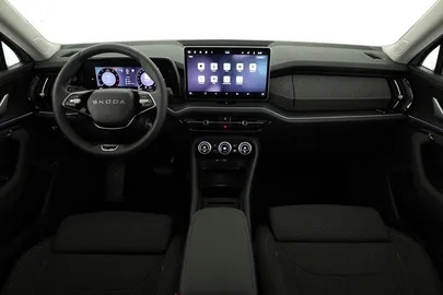 Car image 30