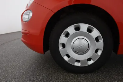 Car image 27