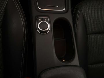 Car image 36