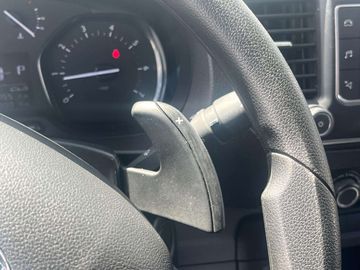 Car image 31