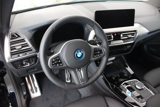 BMW iX3 210 kW image number 7