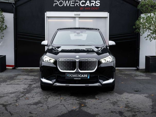 BMW iX1 eDrive xLine 150 kW image number 3