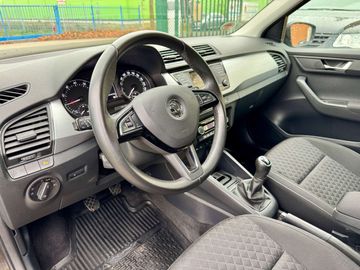 Car image 11