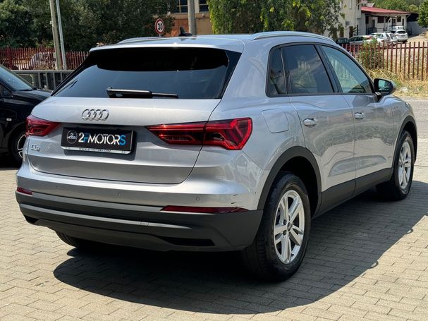 Audi Q3 45 TFSIe S tronic Business 180 kW image number 8