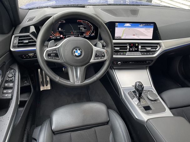 BMW 330i Touring xDrive 190 kW image number 9