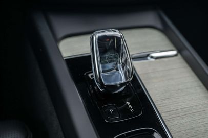 Car image 33