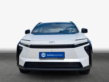 Car image 2