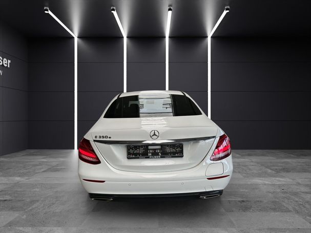 Mercedes-Benz E 350 e 220 kW image number 3