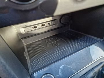 Car image 31