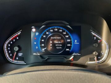 Car image 37