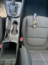 Car image 41