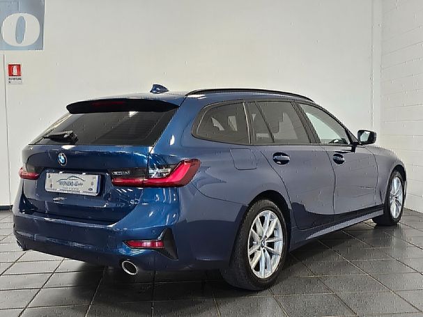 BMW 320d Touring xDrive 140 kW image number 10