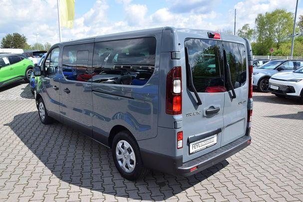 Renault Trafic Combi dCi 150 110 kW image number 4