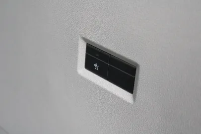 Car image 45