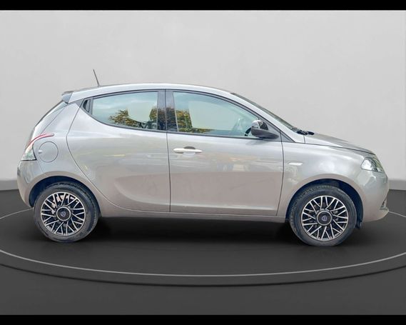 Lancia Ypsilon 51 kW image number 4