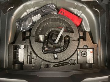 Car image 31