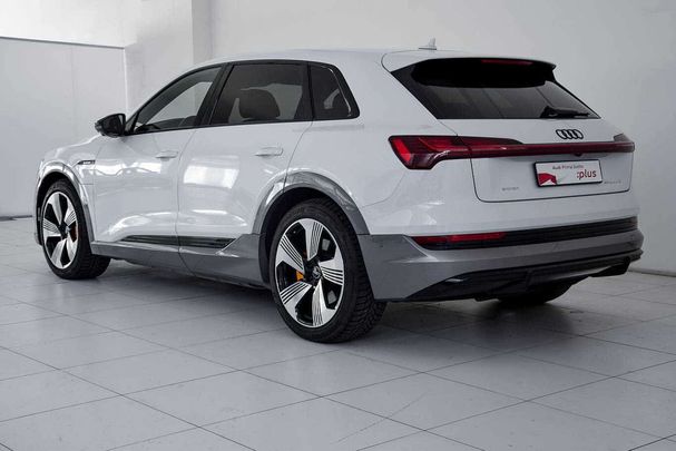 Audi e-tron 50 quattro S-line 230 kW image number 2