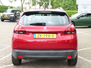 Car image 15