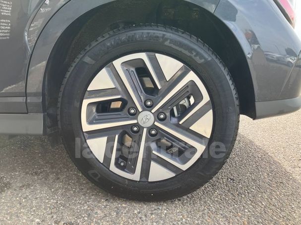 Hyundai Kona 100 kW image number 13