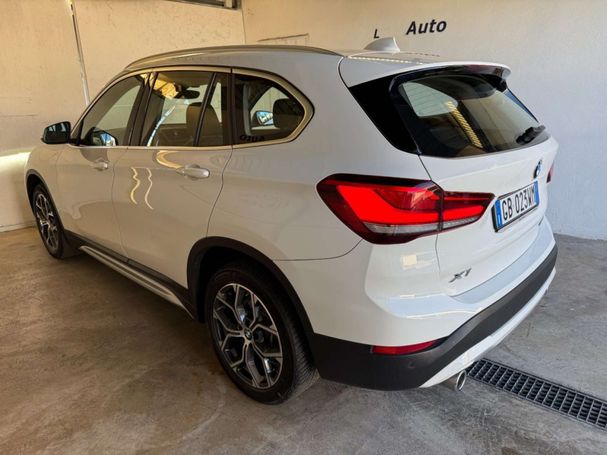 BMW X1 xDrive18d xLine 110 kW image number 6