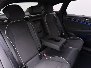 Car image 49