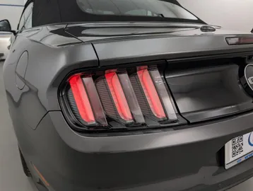 Car image 34