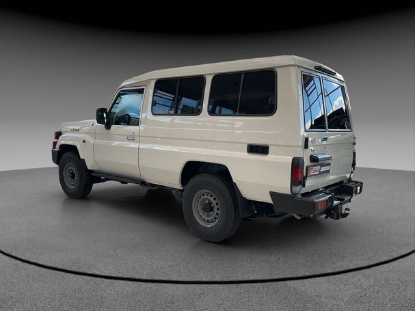 Toyota Land Cruiser 170 kW image number 2