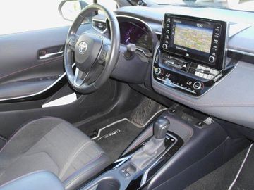 Car image 10