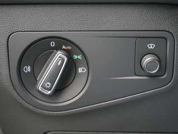 Car image 41