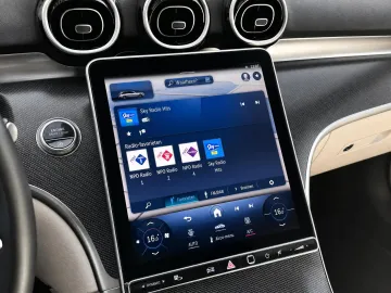 Car image 36
