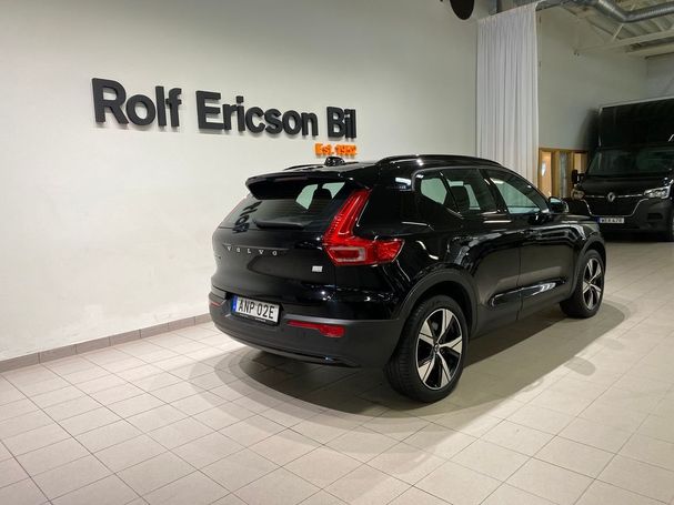 Volvo XC40 Recharge AWD 304 kW image number 3