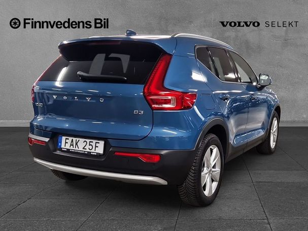 Volvo XC40 B3 Core 120 kW image number 3