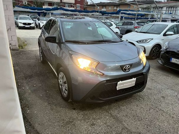 Toyota Aygo X 1.0 VVT-i 53 kW image number 2