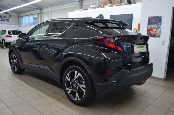 Toyota C-HR 1.8 Hybrid 90 kW image number 4