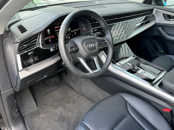 Audi Q8 55 TFSI quattro 250 kW image number 11