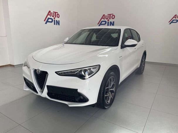 Alfa Romeo Stelvio AT8 Super 118 kW image number 1