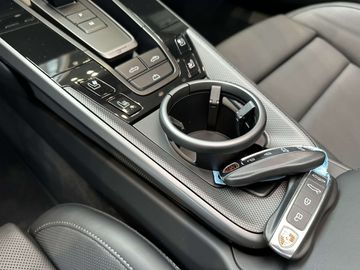 Car image 31