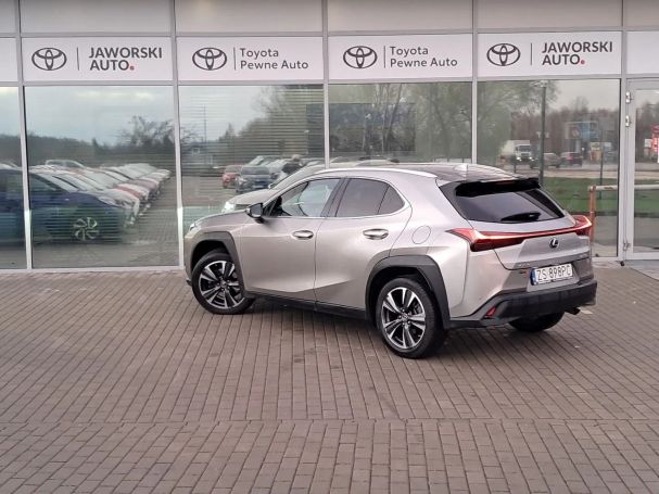 Lexus UX 200 126 kW image number 3