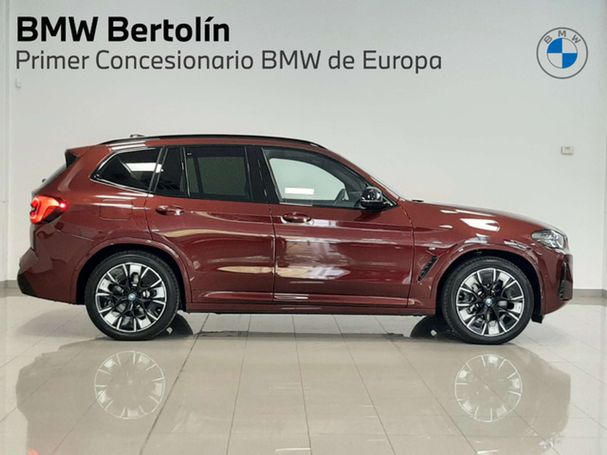 BMW iX3 M Sport 210 kW image number 10