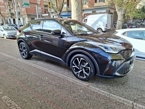 Toyota C-HR 2.0 Hybrid 135 kW image number 2