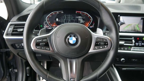 BMW 320d Touring xDrive 140 kW image number 14