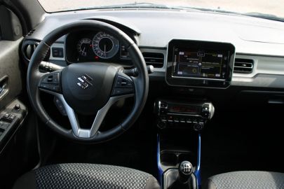 Car image 5