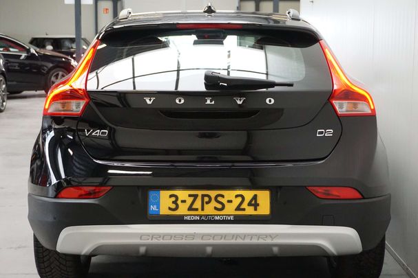 Volvo V40 Cross Country D2 85 kW image number 18