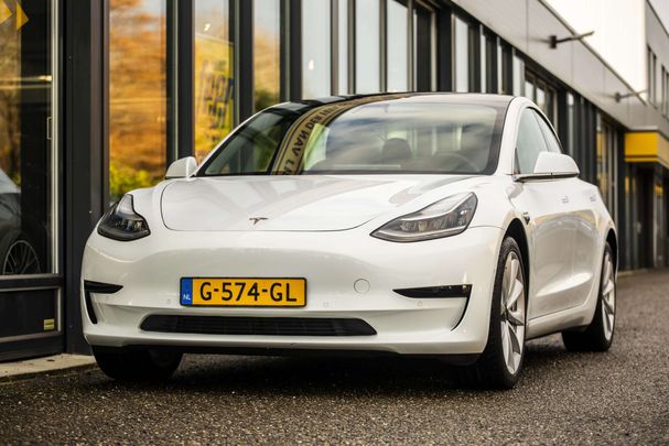 Tesla Model 3 60 Plus 225 kW image number 11