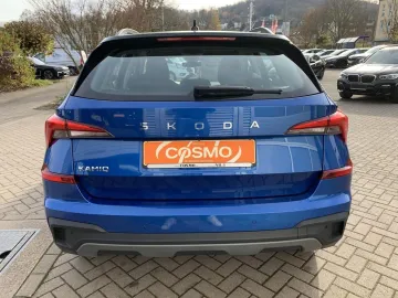 Car image 29