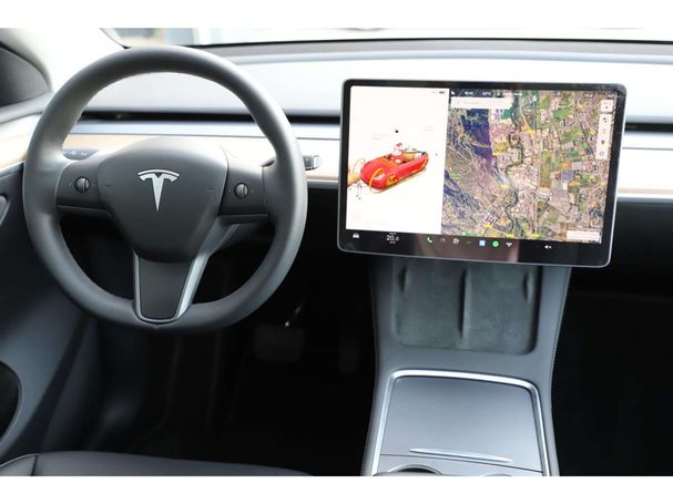 Tesla Model Y 220 kW image number 10